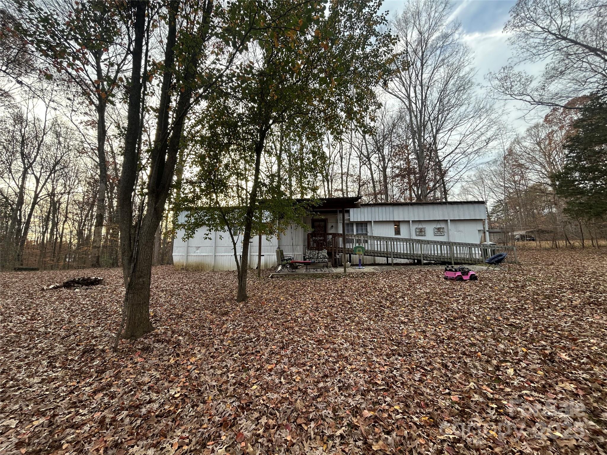 260 Joy Circle — photo