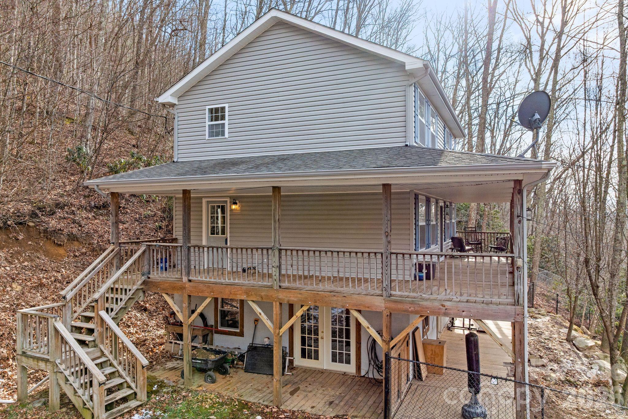 842 Grouse Road — photo