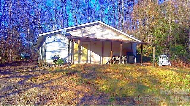 138 Rash Road — photo