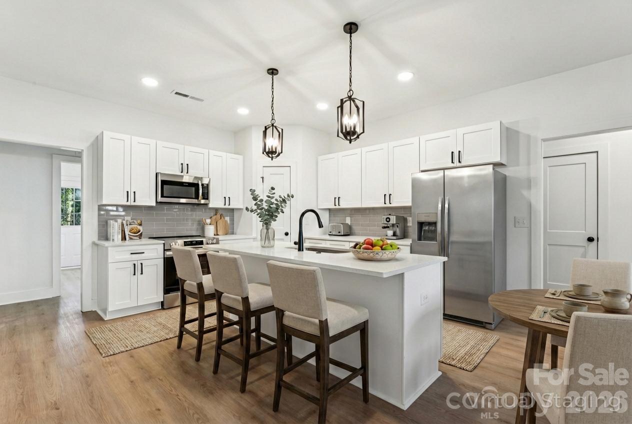 1129 Grady Street — photo