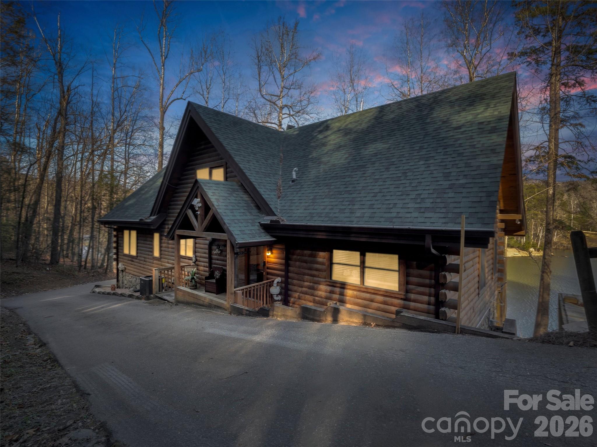 446 Rainbow Circle — photo