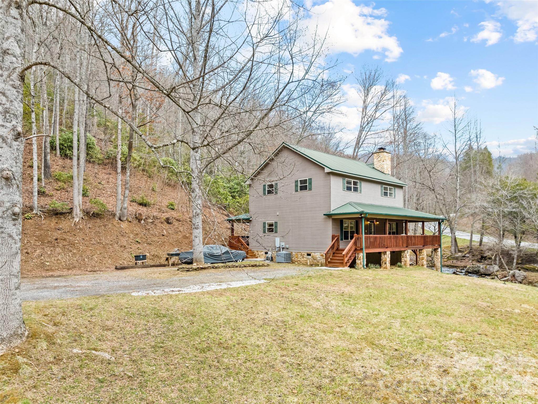 3975 Mountain Creek Road — photo