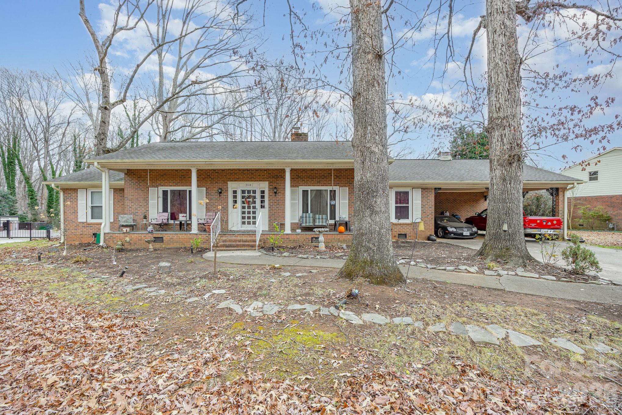 514 Idlewood Drive — photo