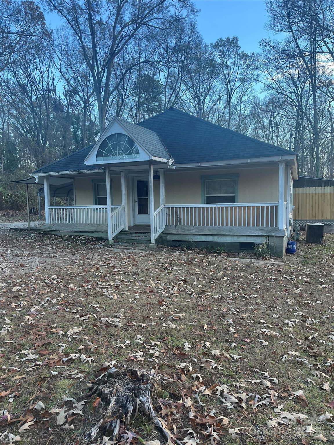 6341 Macon Street — photo