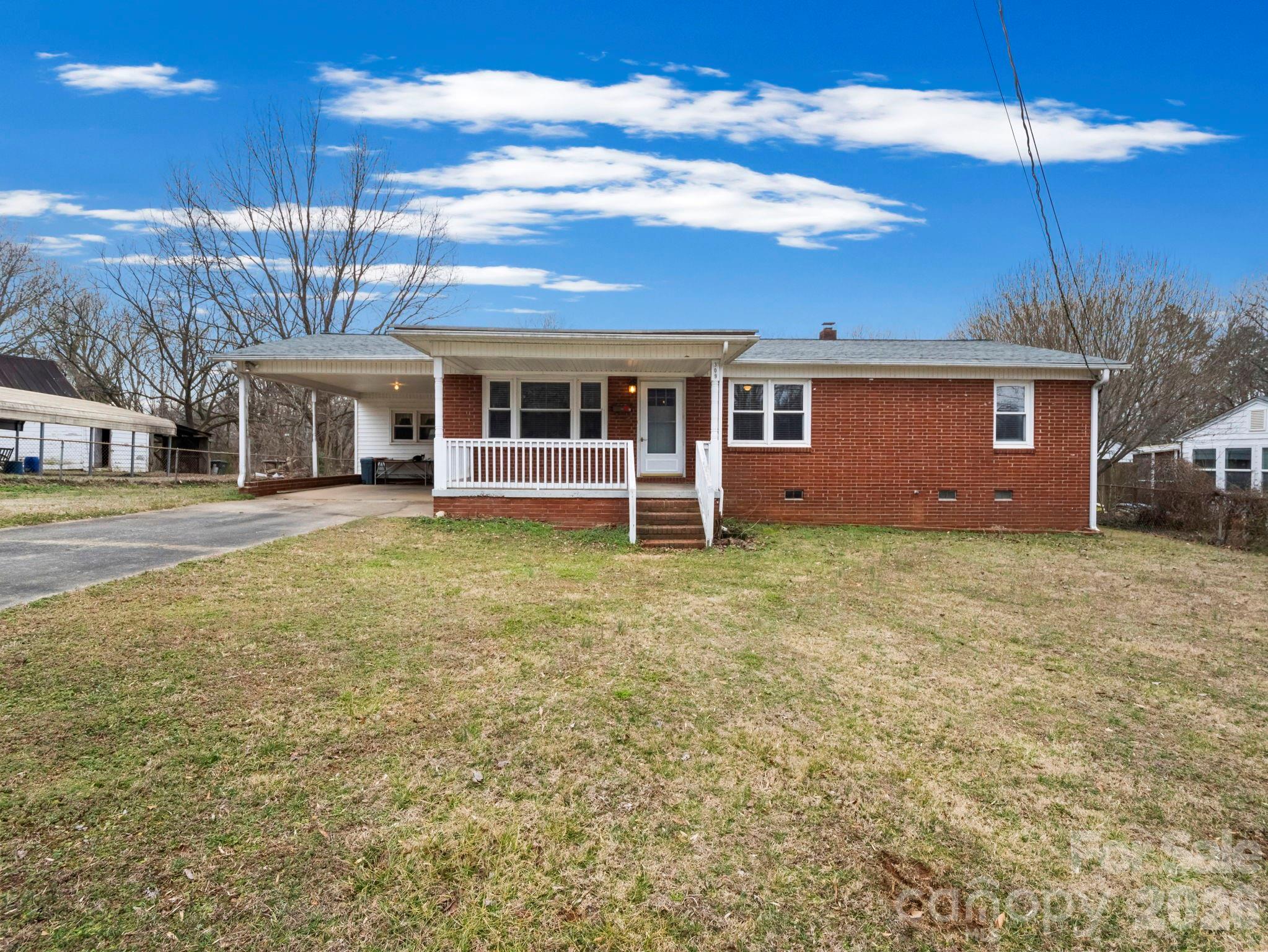 309 Green Street — photo