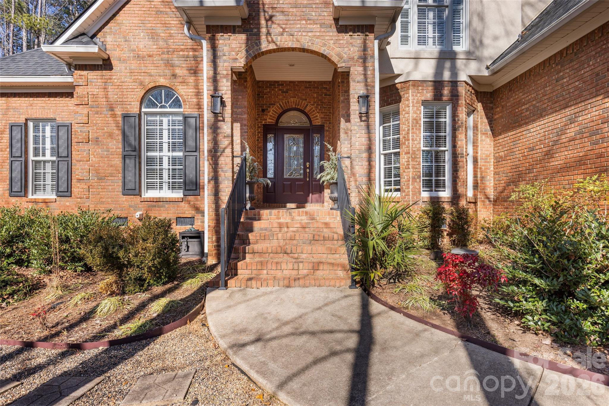 30 Winged Foot Court — photo