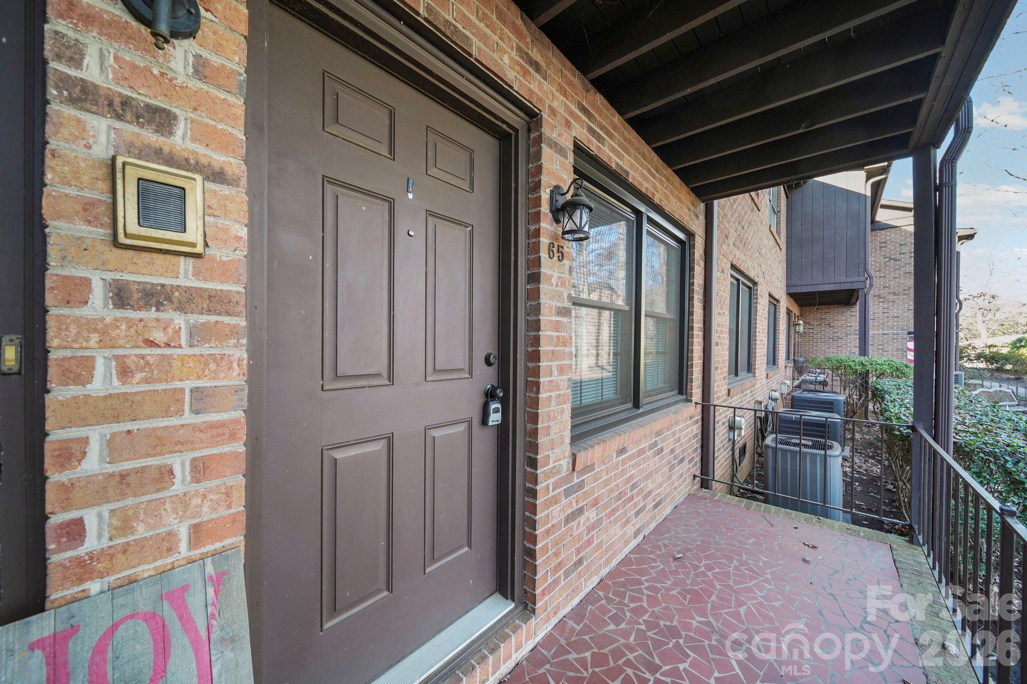 855 Nottingham Drive 65 — photo