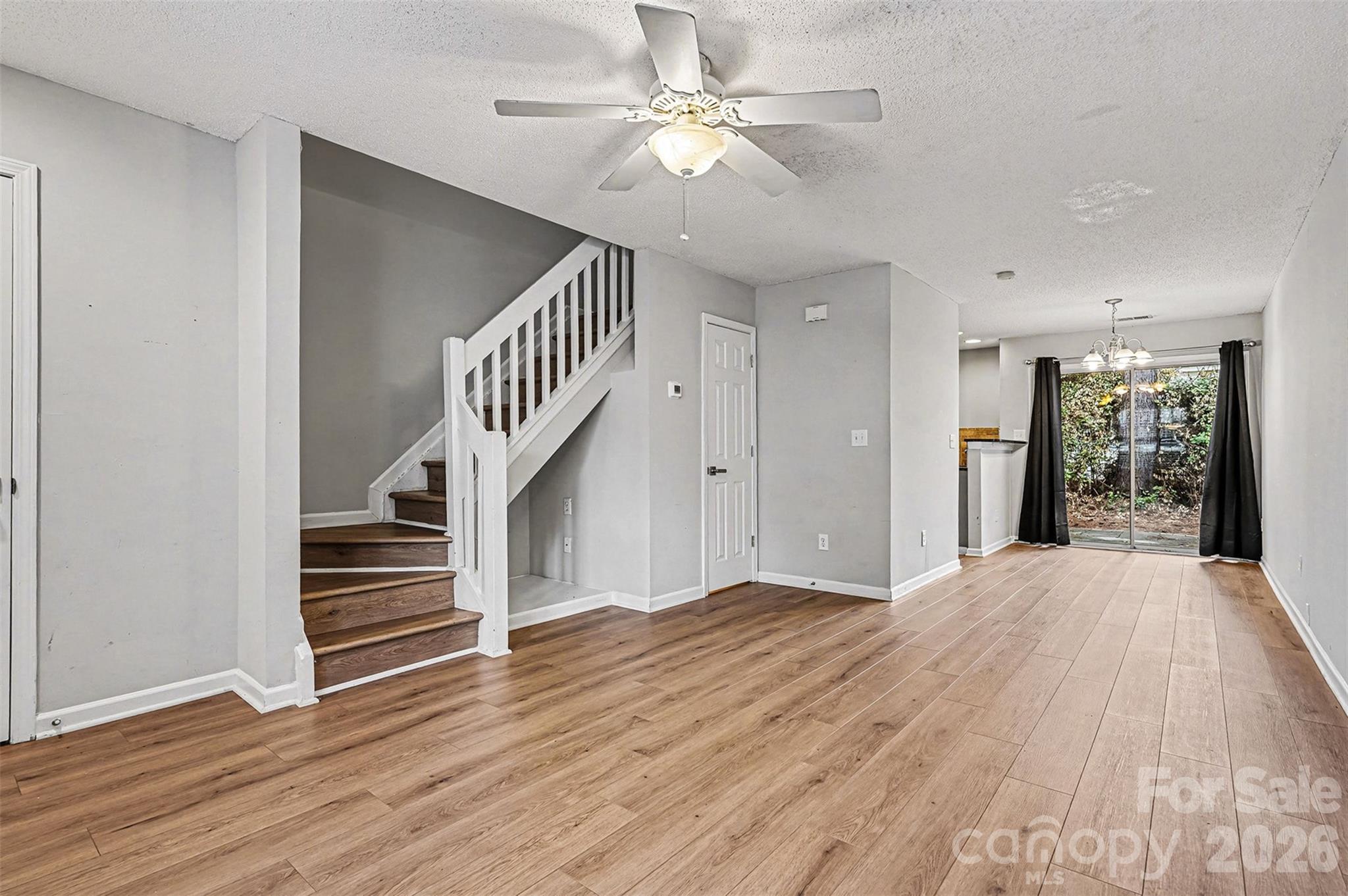 1825 Birch Heights Court — photo