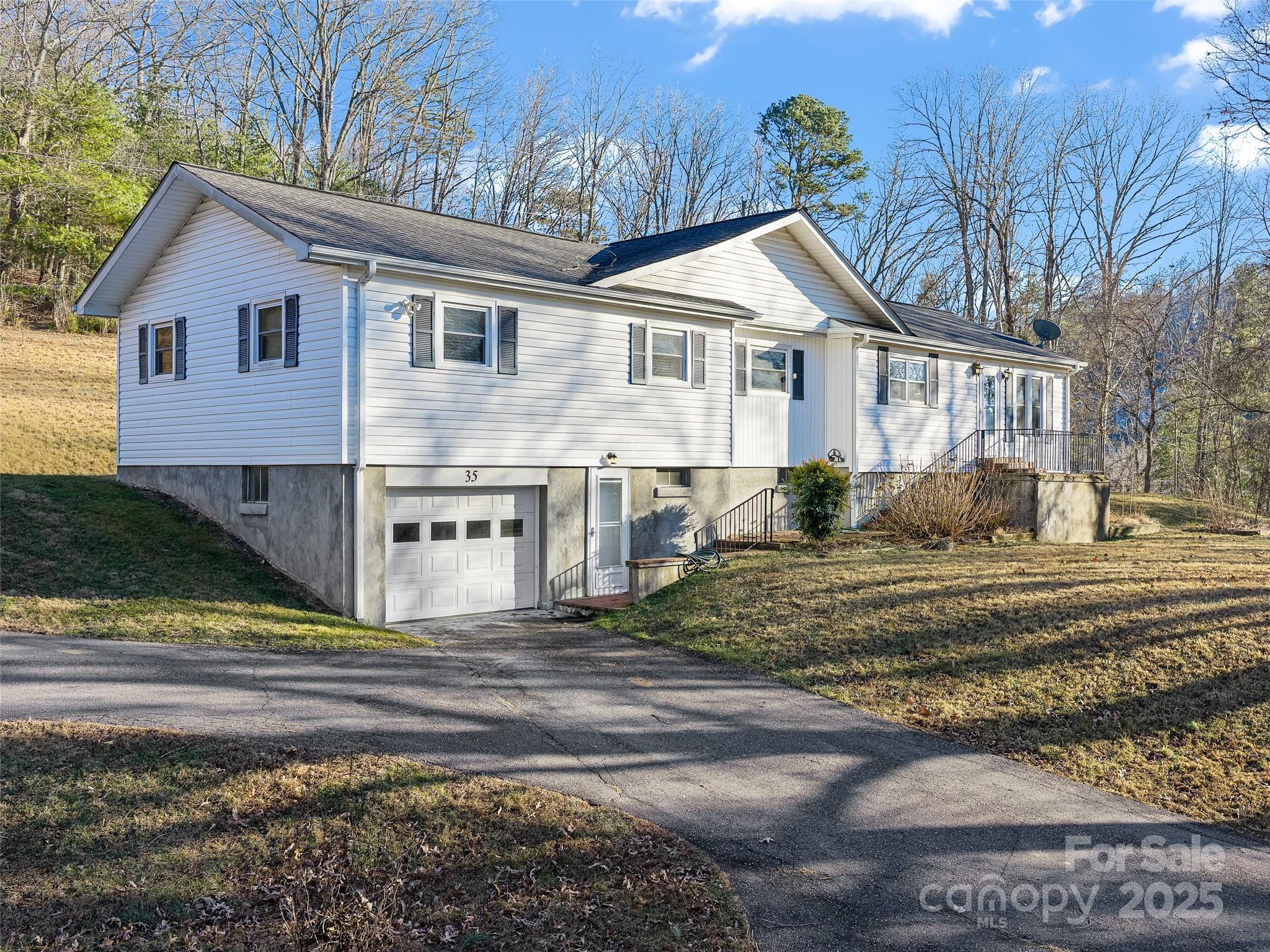 35 Smith Ridge Drive — photo