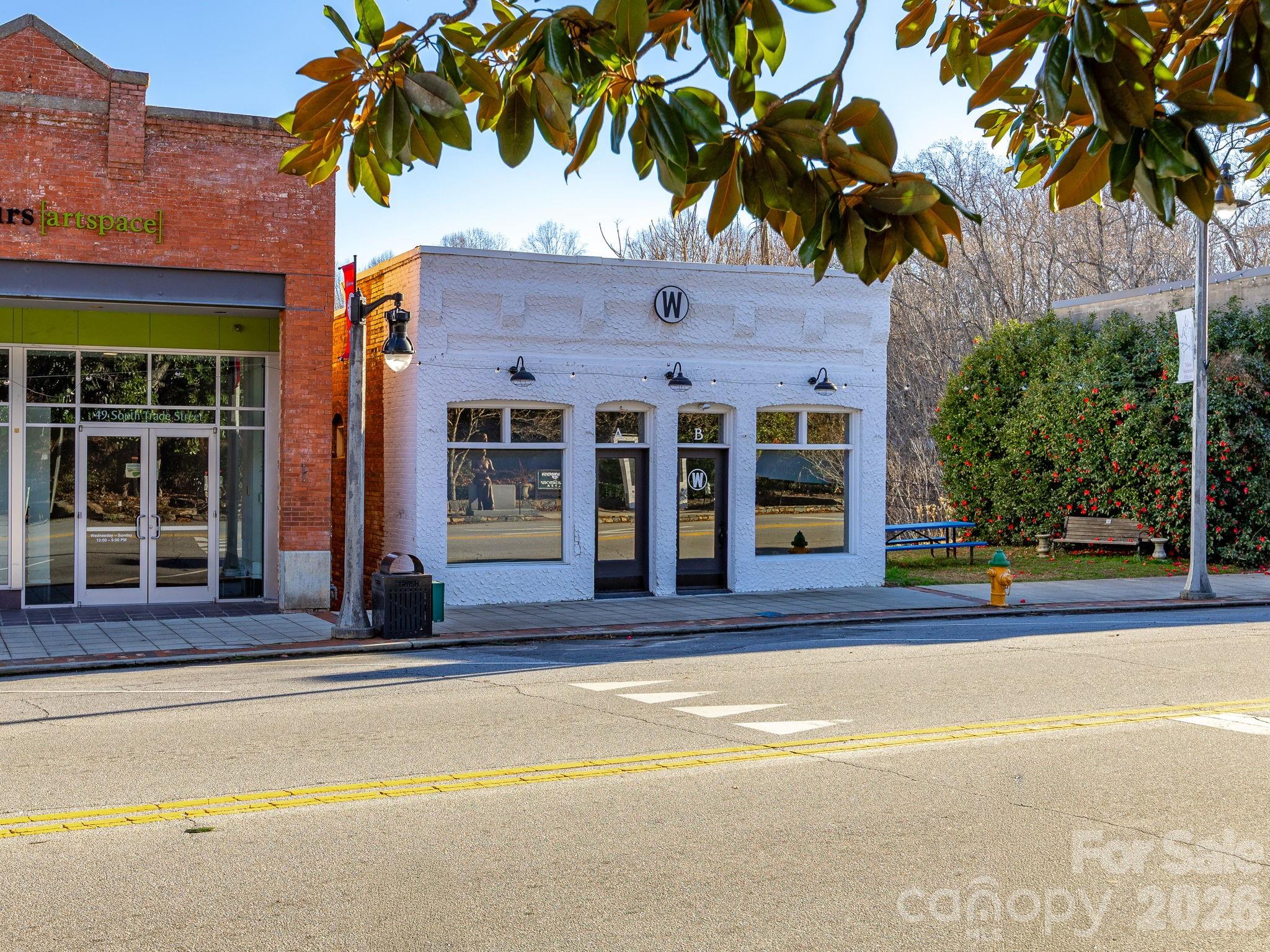 55 S Trade Street — photo