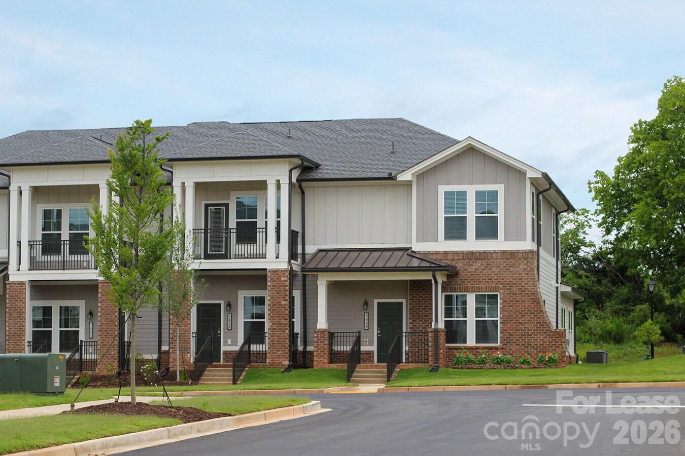 1241 Columbia Circle Th-C3 — photo