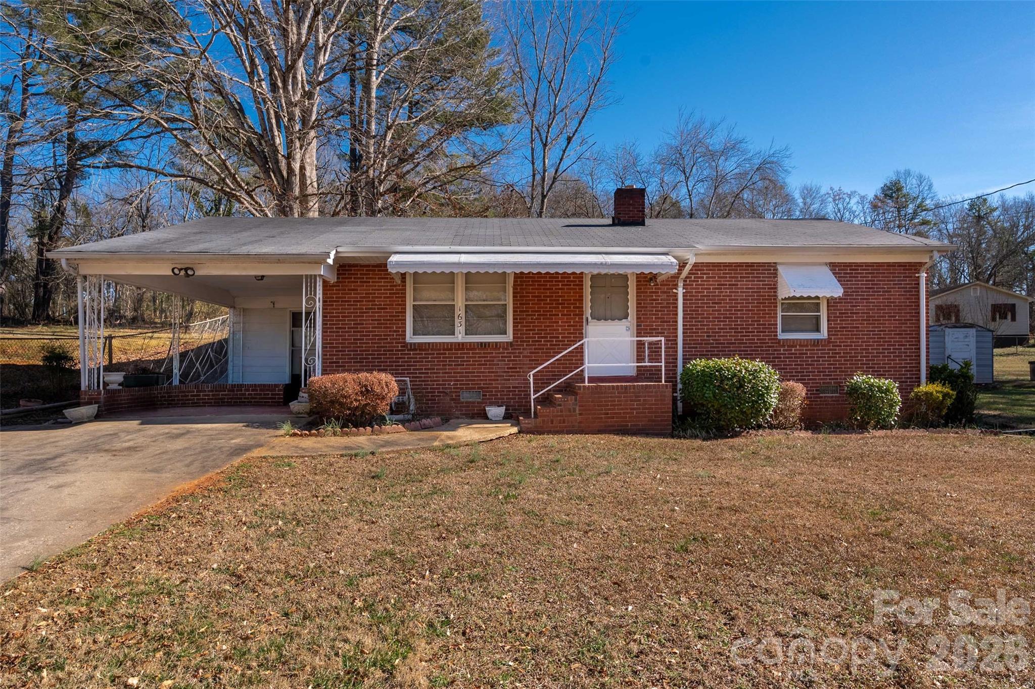 1631 Lincoln Drive — photo
