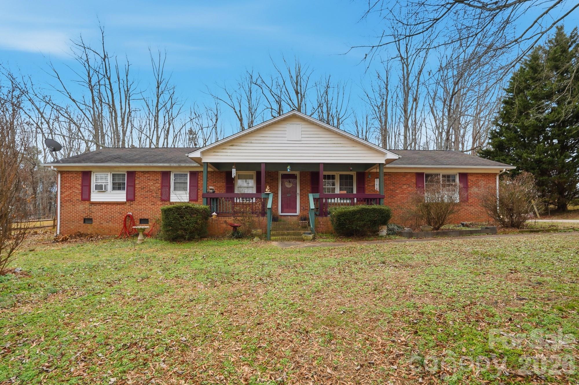 488 Miners Road — photo