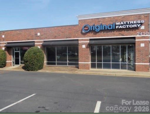 2410 W Roosevelt Boulevard — photo