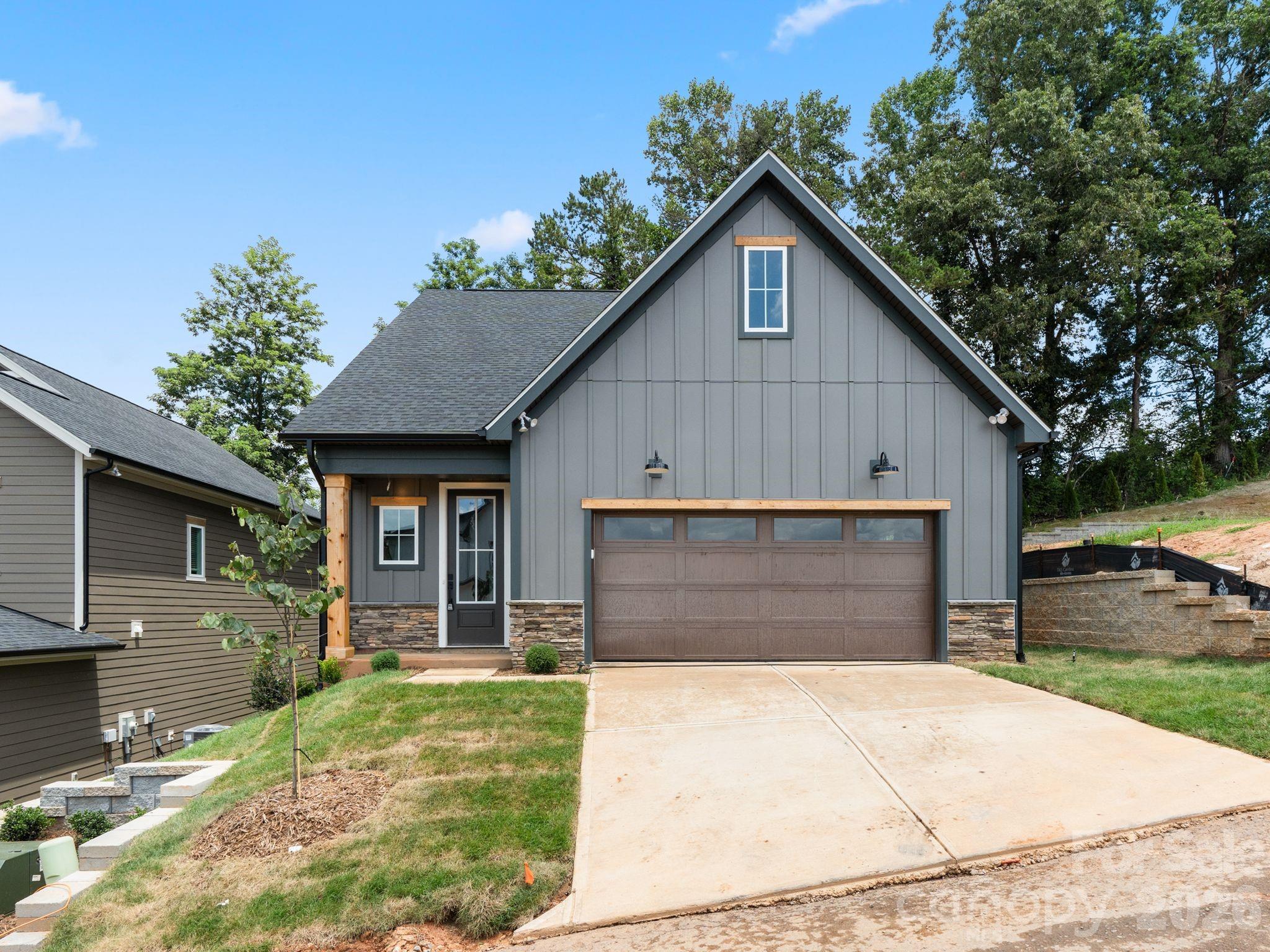 116 Chapel Crossing Lane 11 — photo