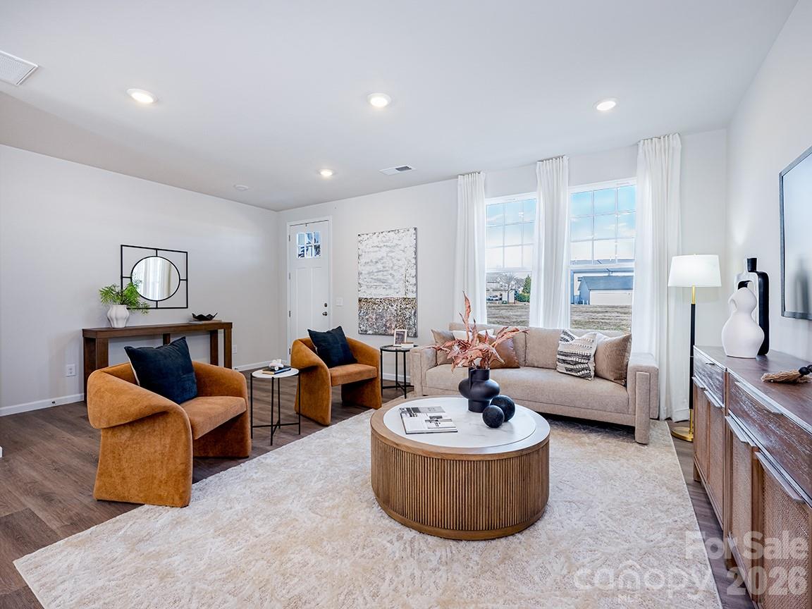 209 Vanguard Lane 17 — photo