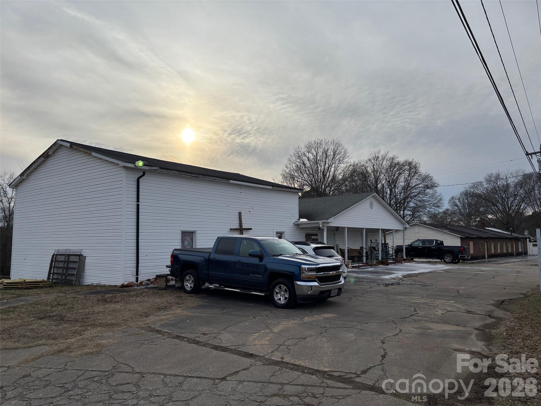 709 Cleveland Avenue — photo