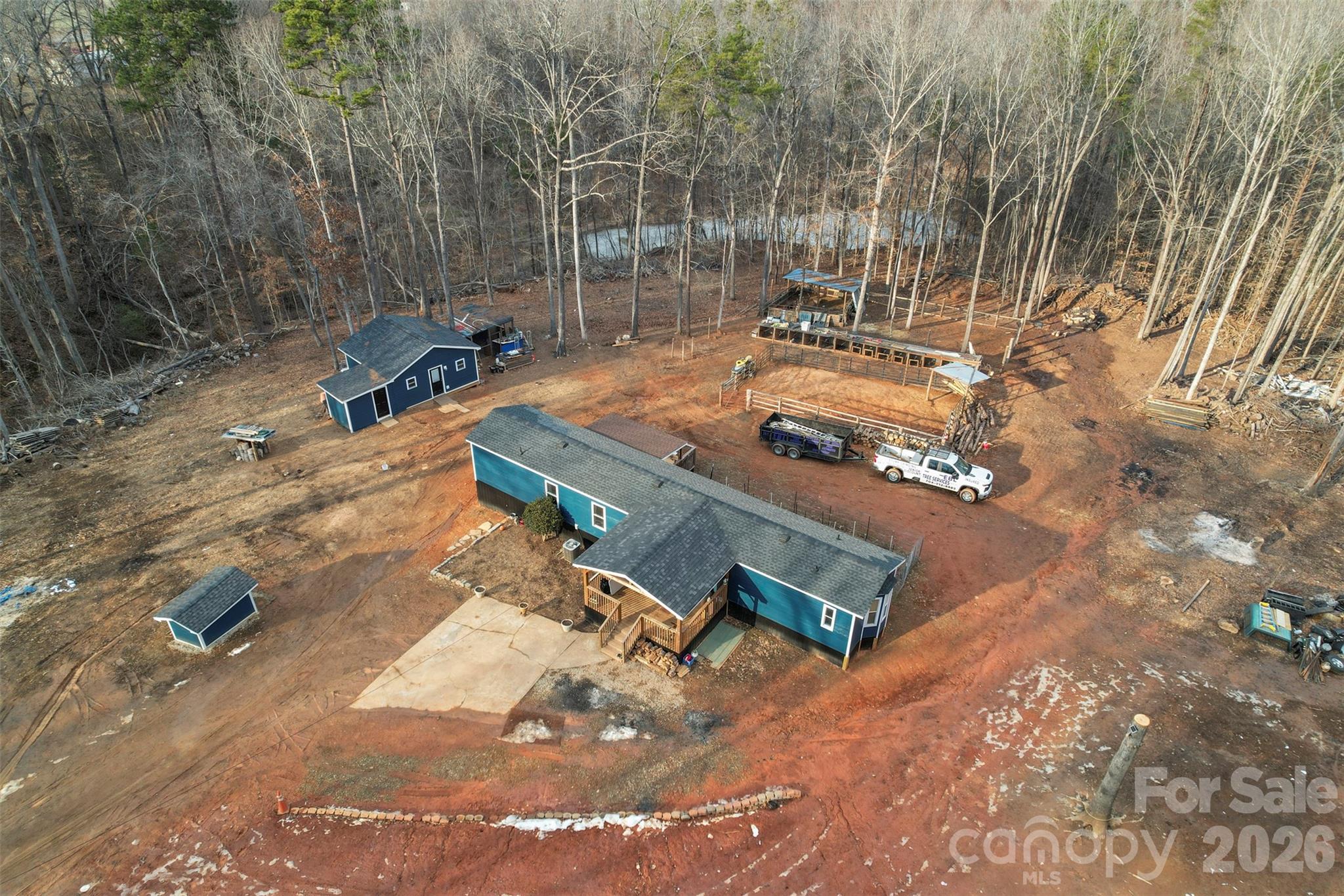 500 White Jenkins Road — photo