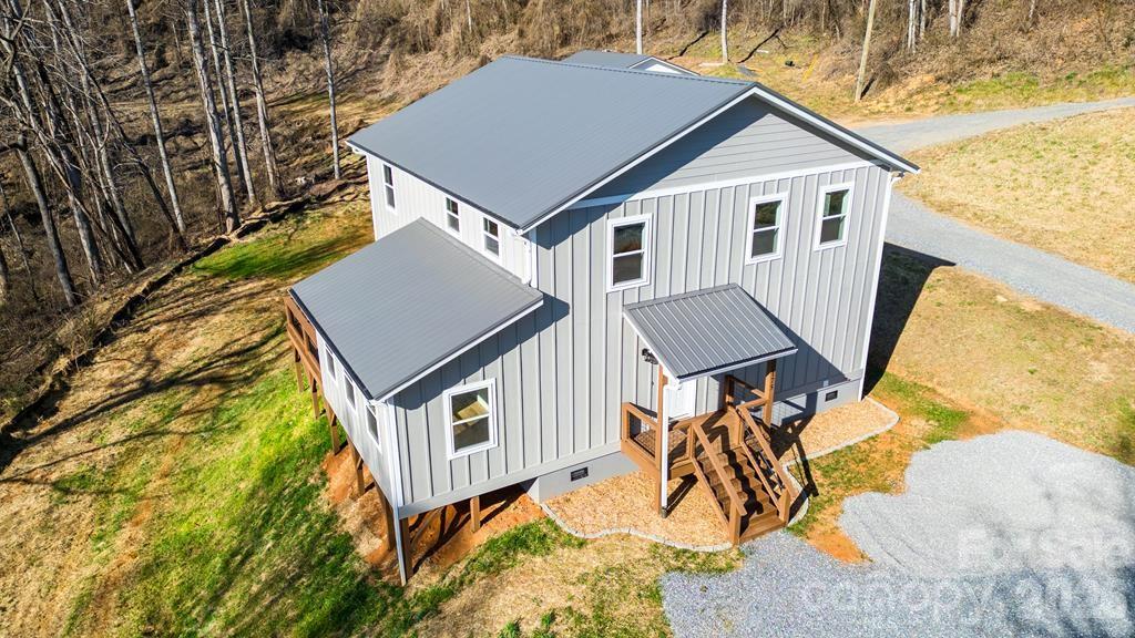 175 Trinity Drive — photo