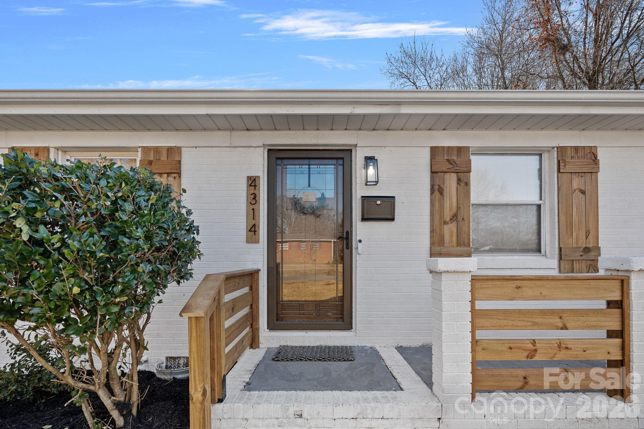 4314 Oak Forest Drive — photo