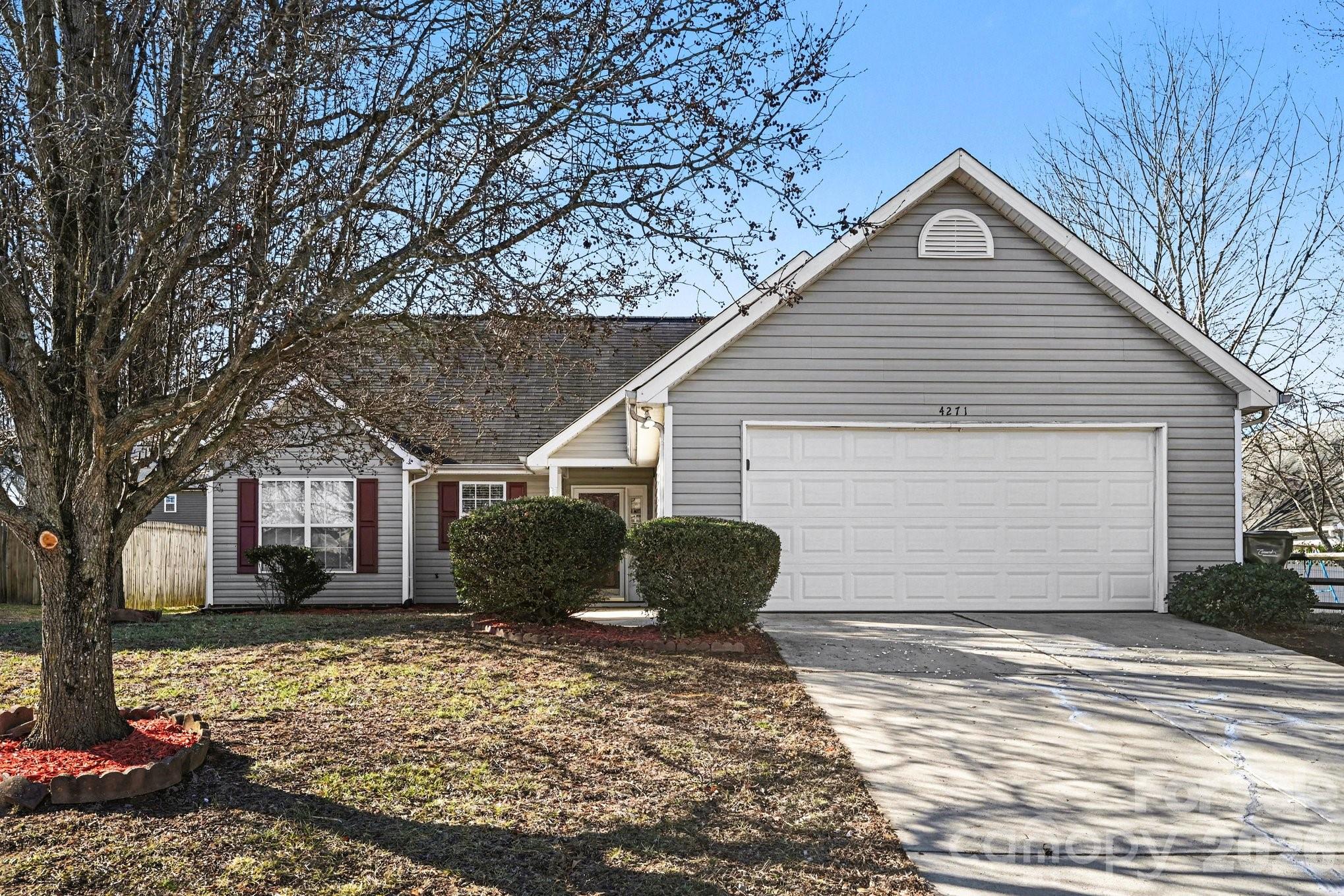 4271 Maybrook Court SW — photo