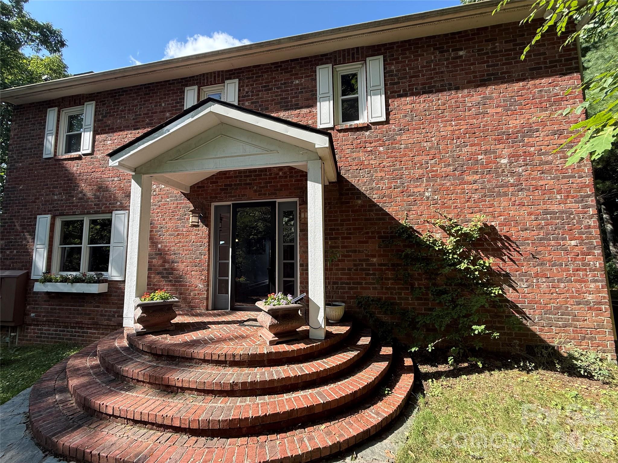 126 Wildflower Cove Drive — photo