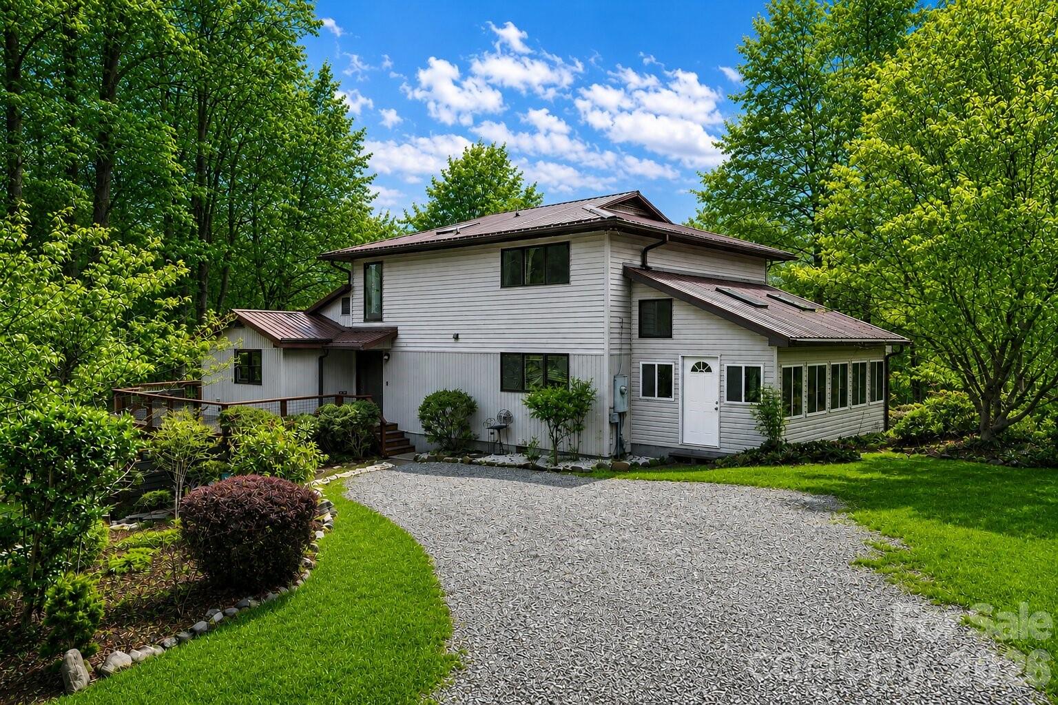 623 Owensby Road — photo