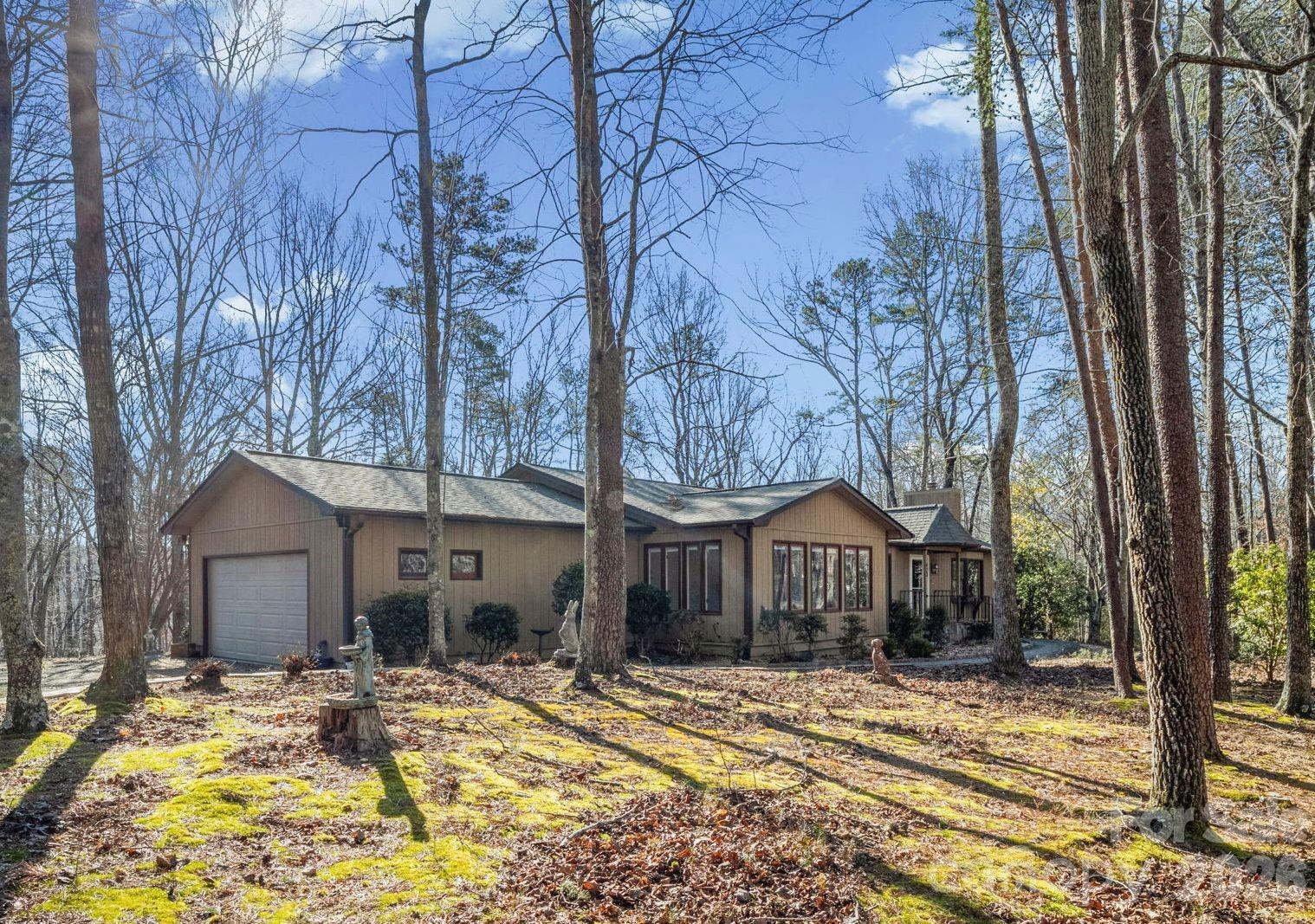423 Mountain View Drive — photo