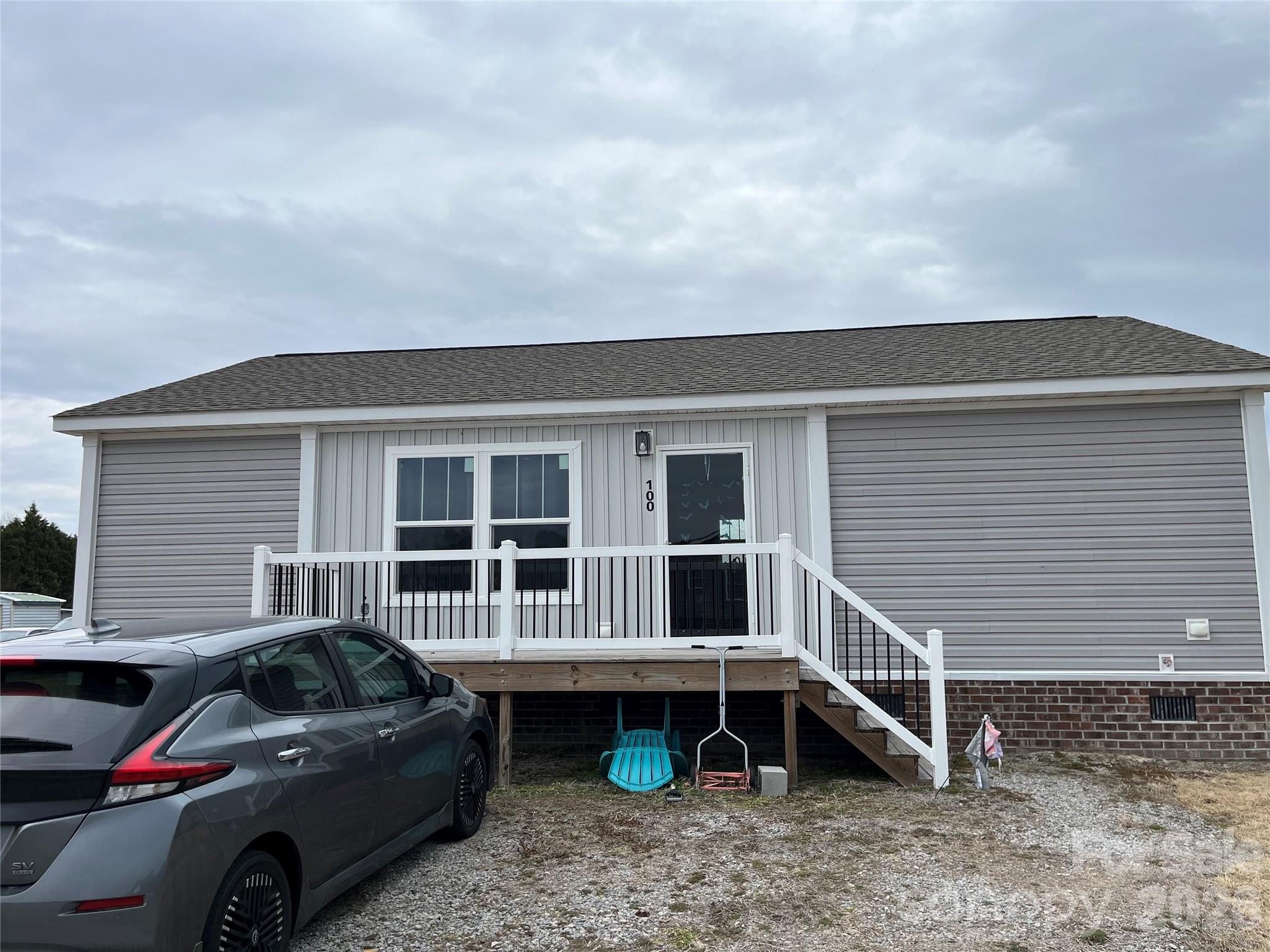 100 Amber Court — photo