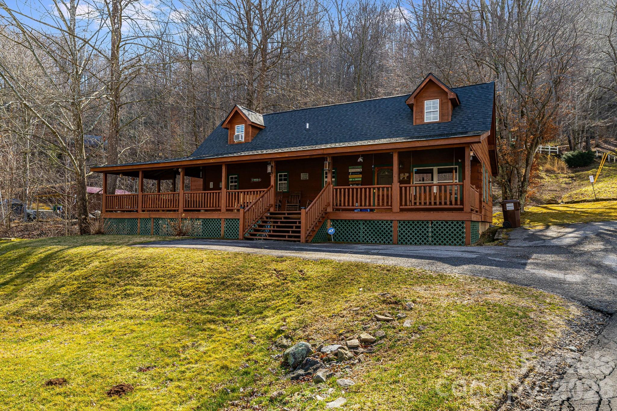 233 Rocky Top Road — photo