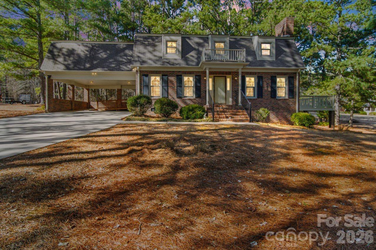 219 Williamsburg Lane — photo