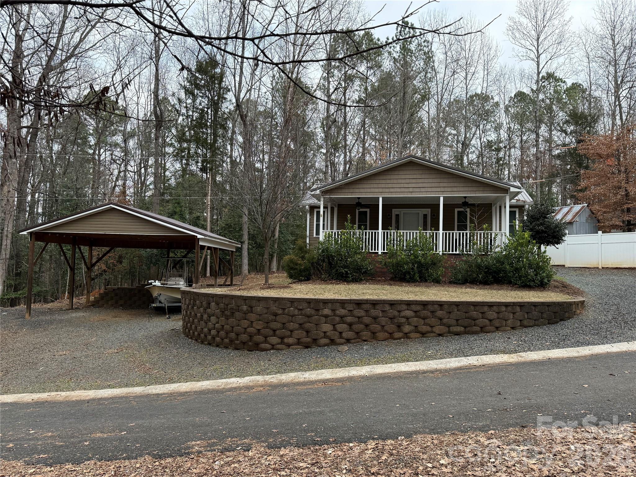 110 Indian Harbor Circle E237/238 — photo
