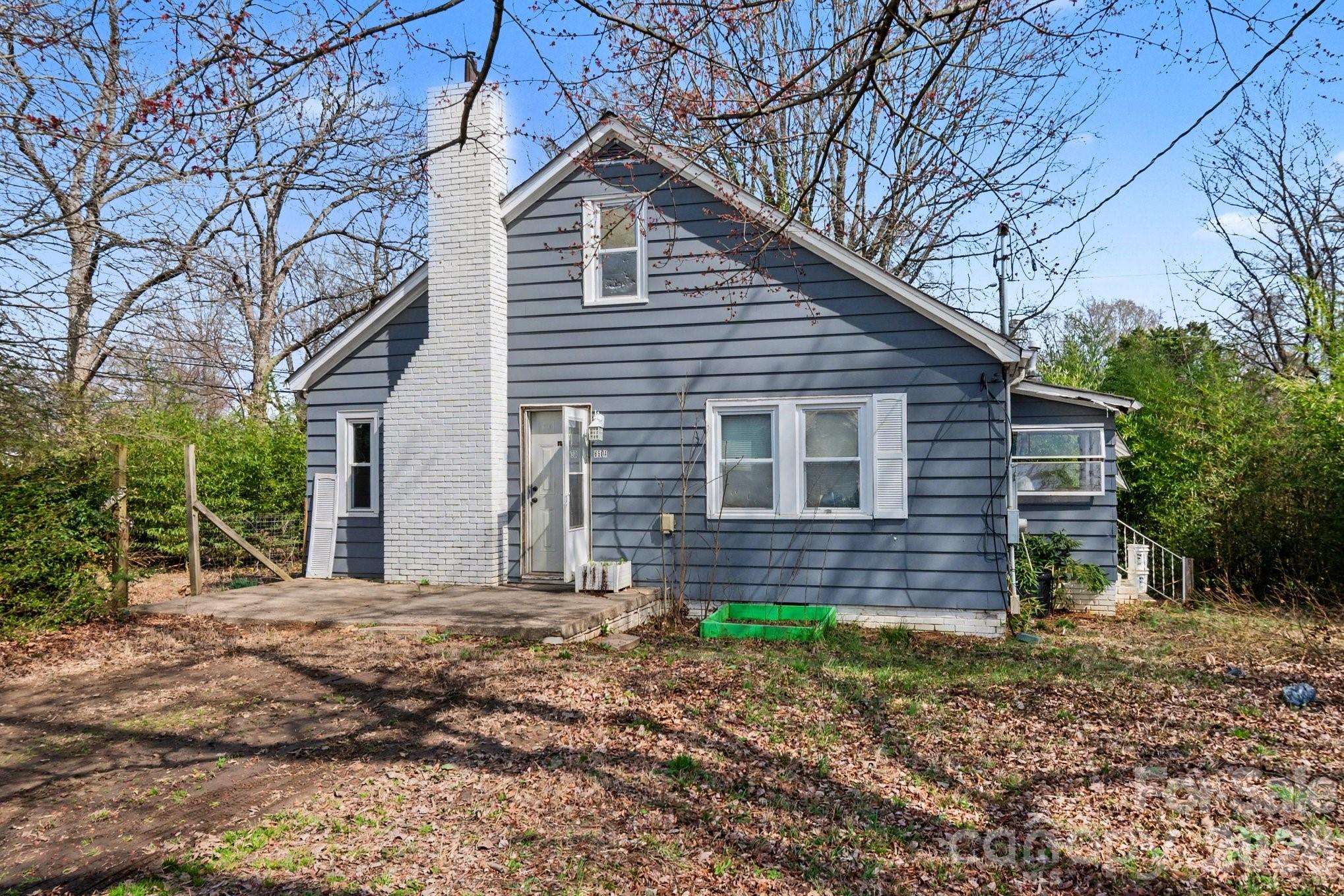 6504 Pence Road a — photo
