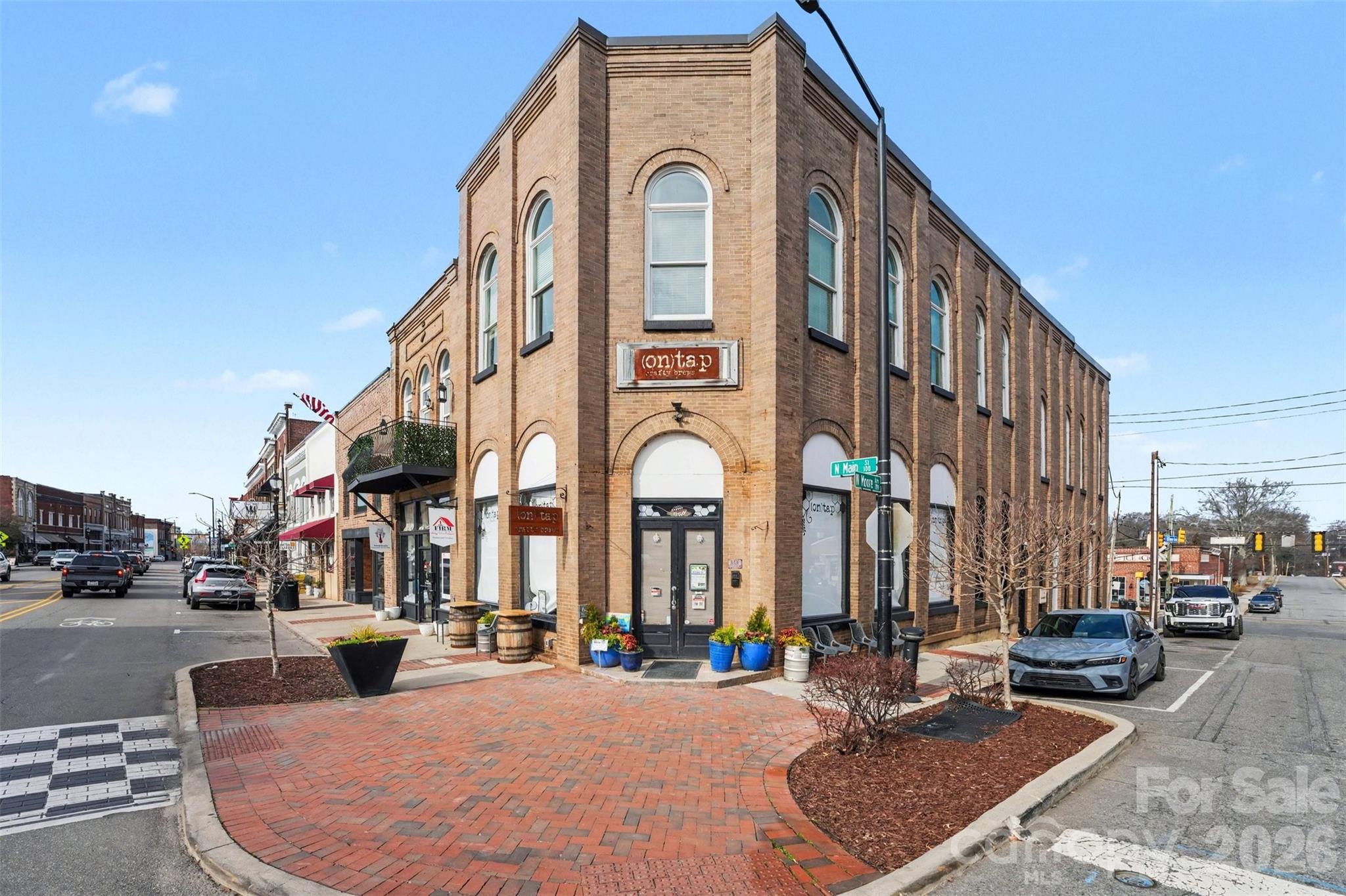 188 N Main Street — photo