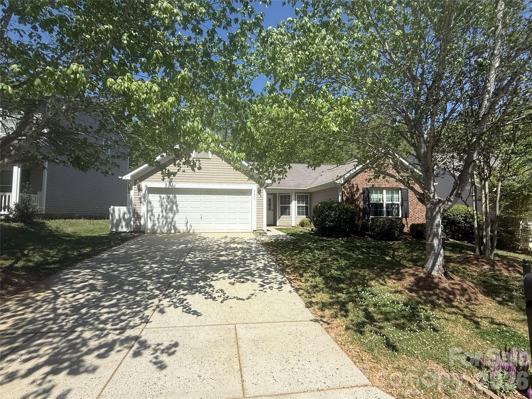 2457 Marthas Ridge Drive — photo