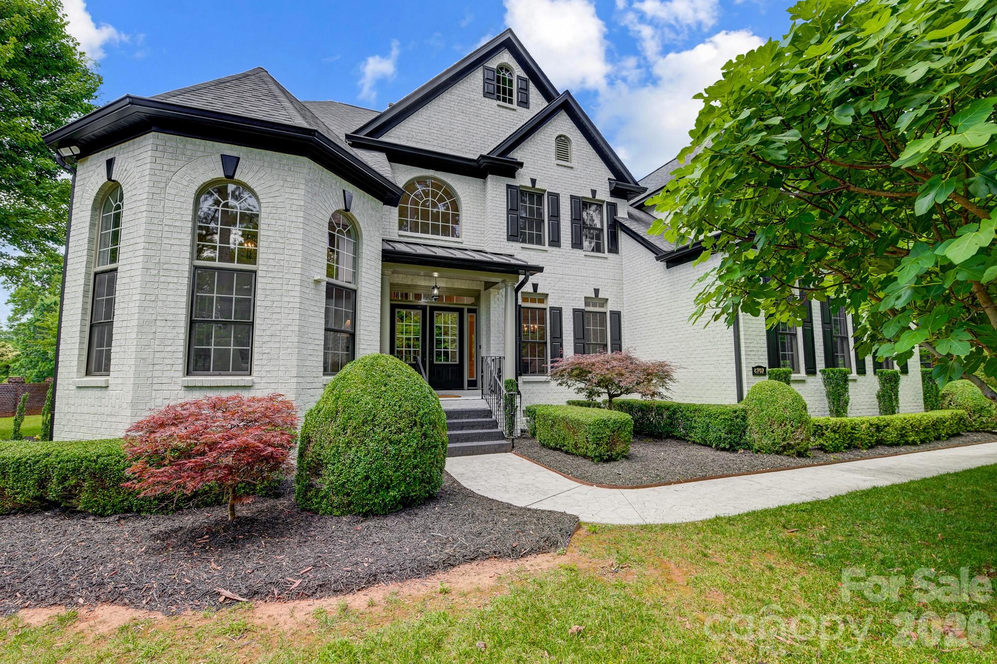 8707 Fairview Road — photo