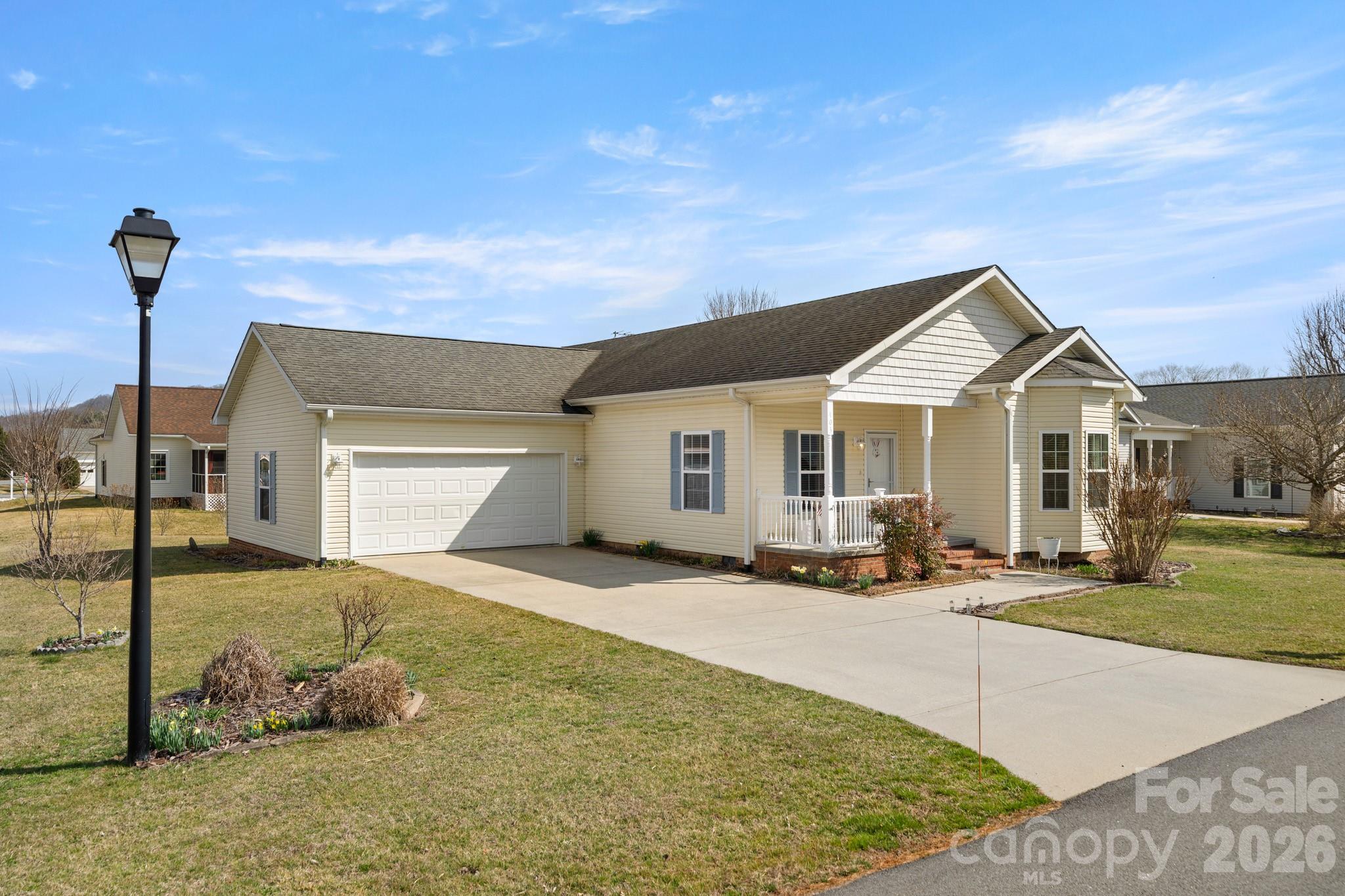 403 Sassafras Drive — photo