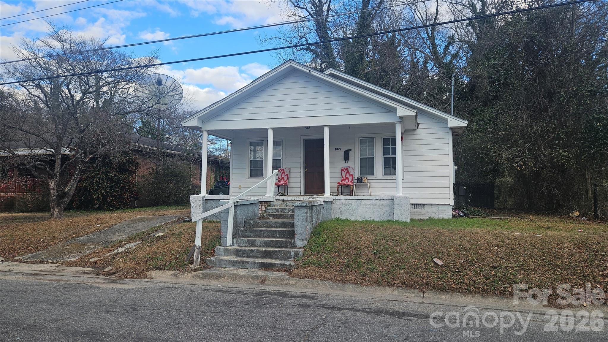 804 Isler Street — photo