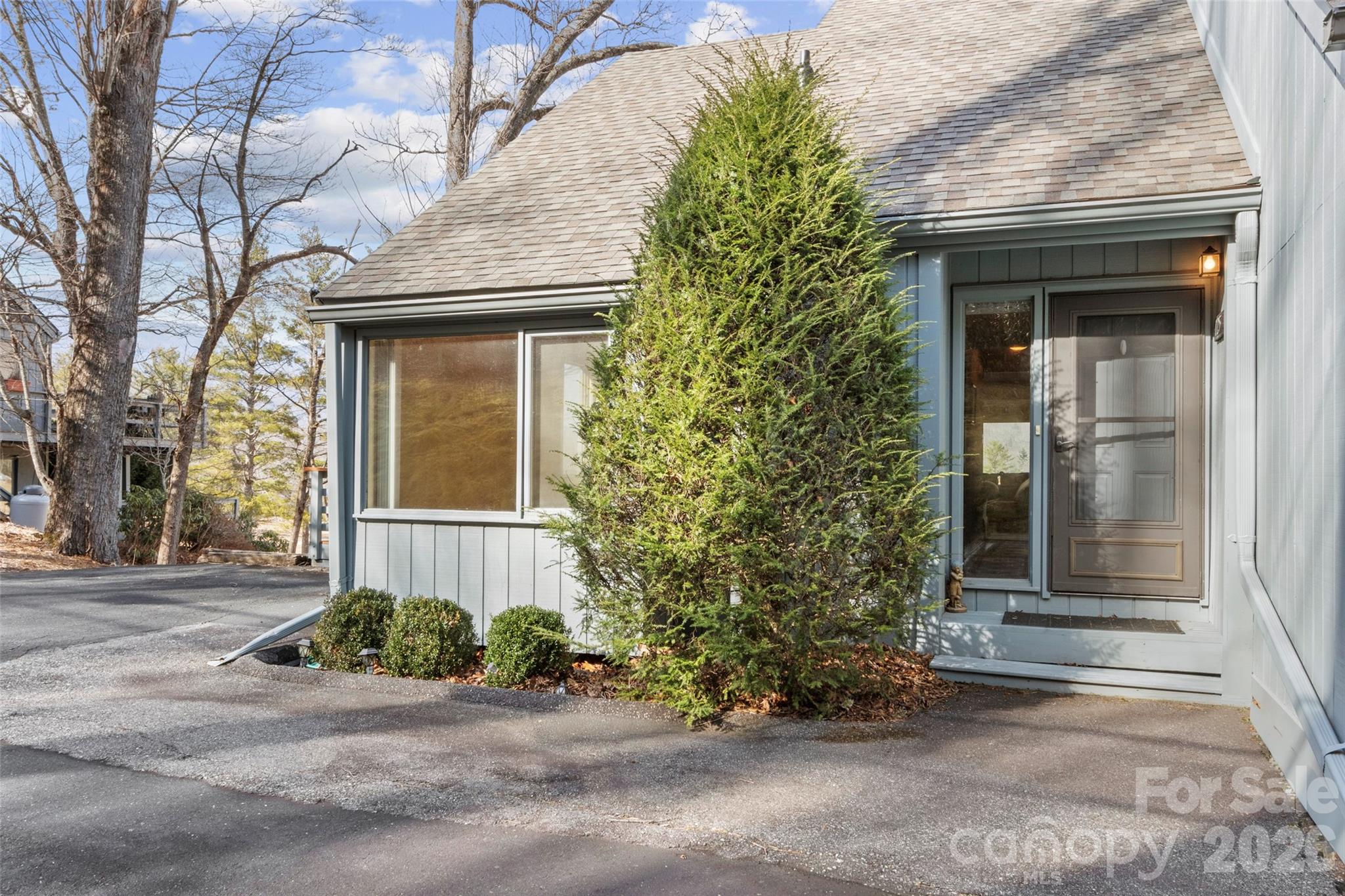 125 Townhouse Drive — photo