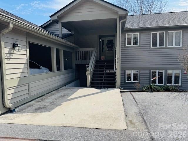121 Burning Tree Lane 121 — photo