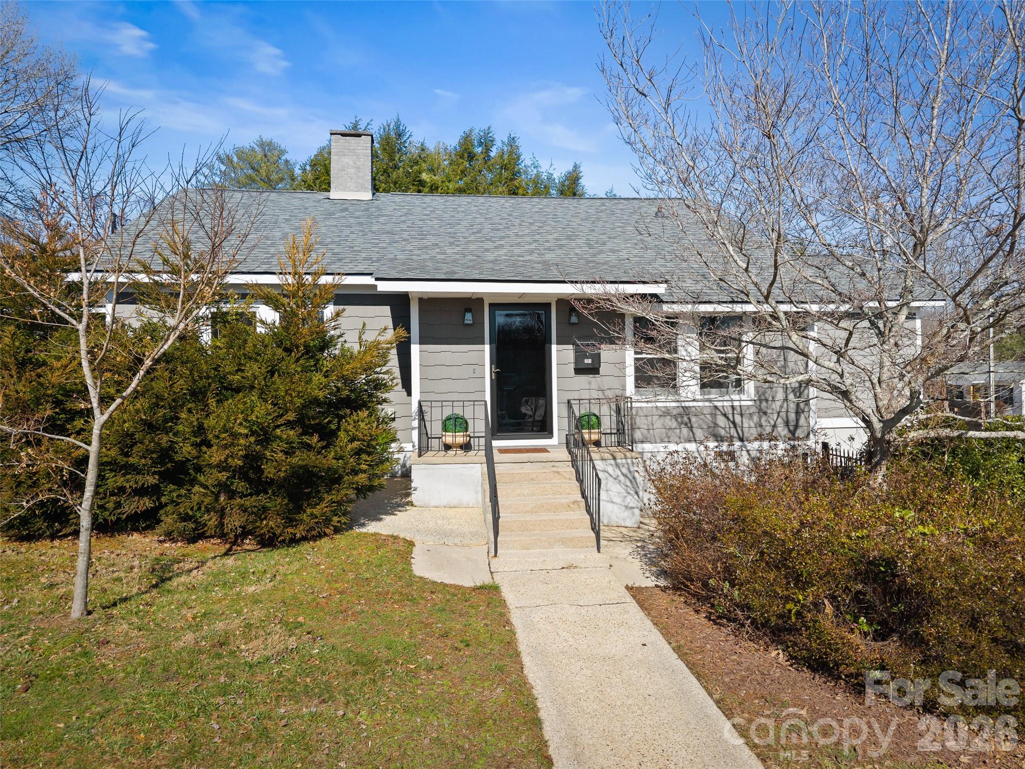 294 S Caldwell Street — photo