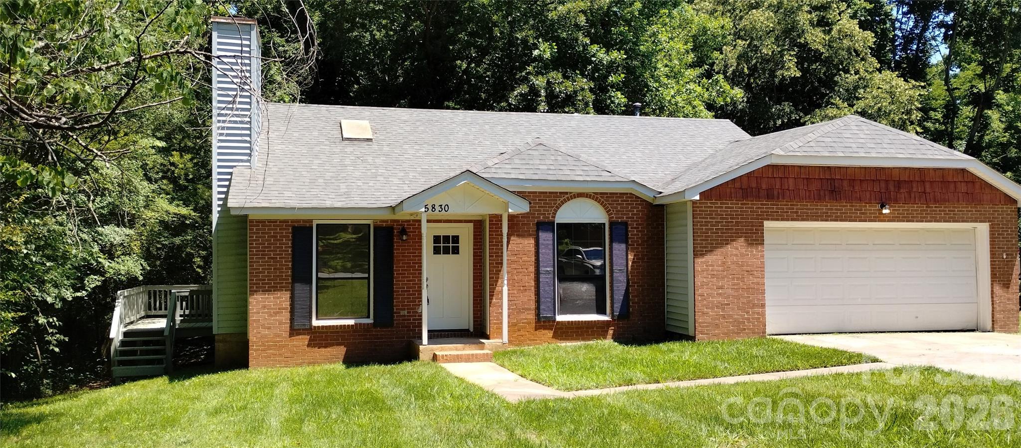 5830 Stone Bluff Court — photo