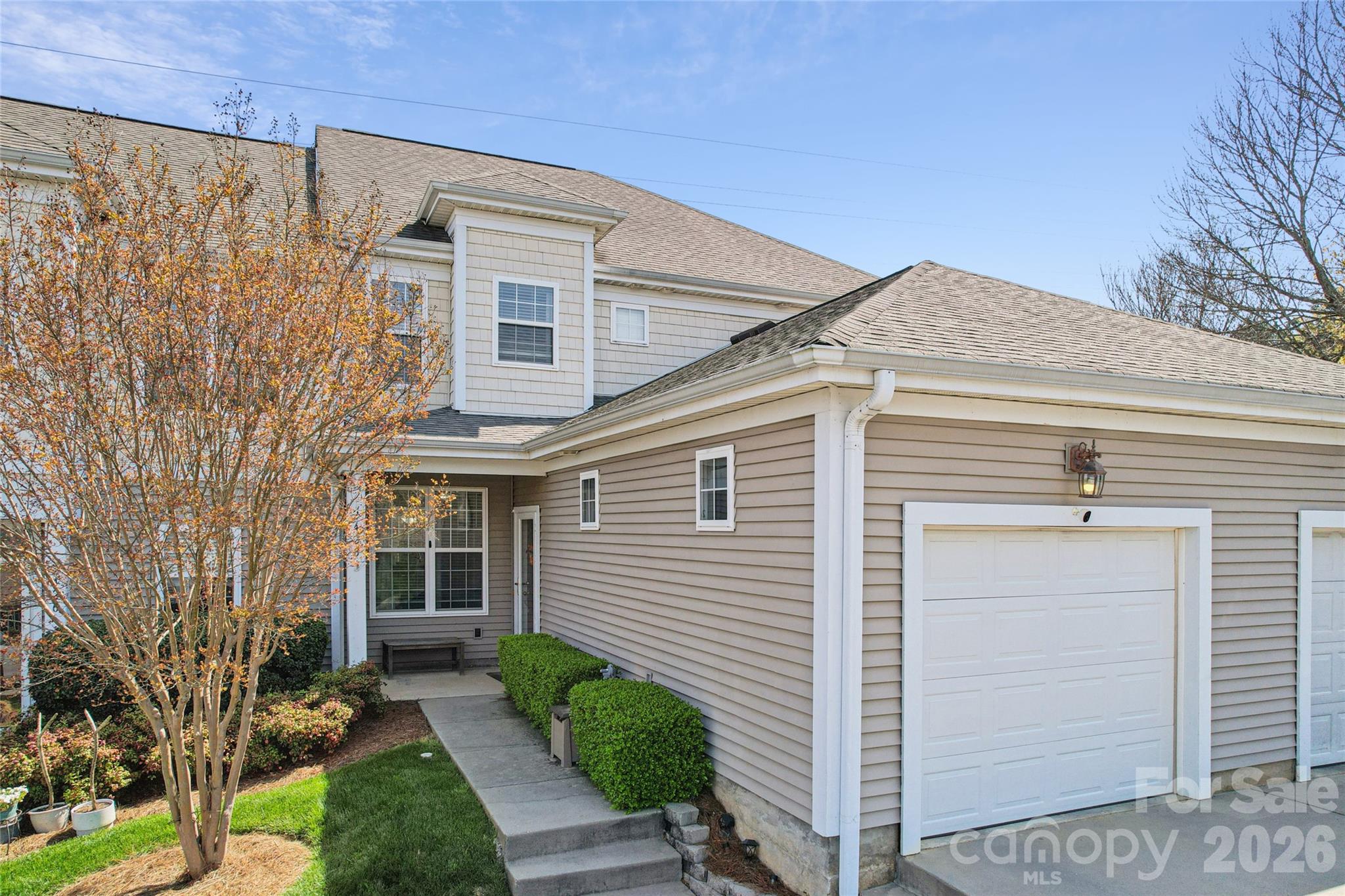 2428 Madison Green Drive — photo