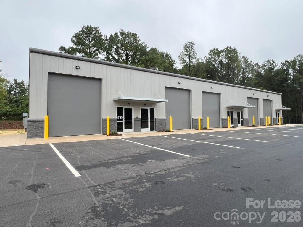 1783 S Nc 16 Business Highway — photo