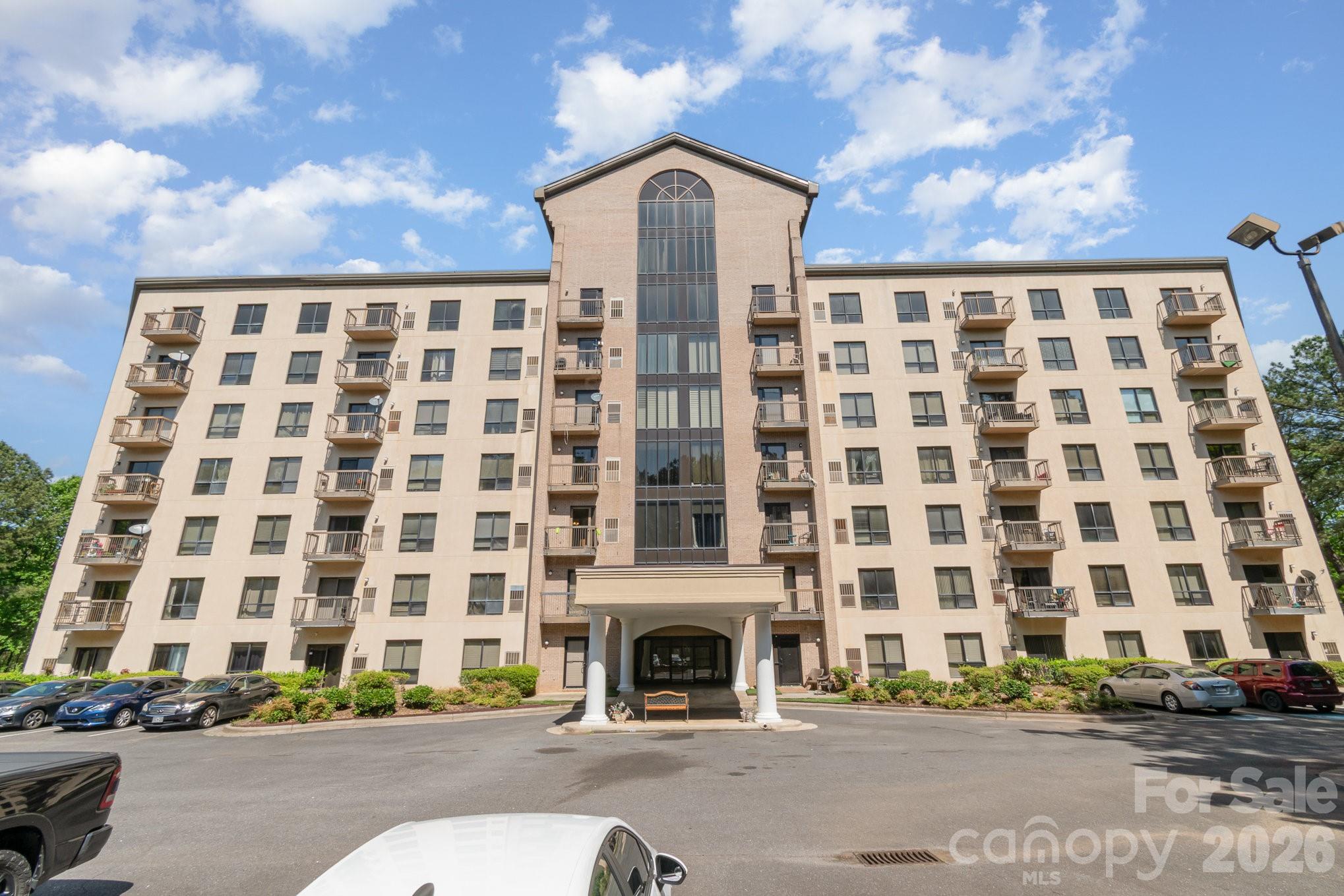 211 Heritage Boulevard 611 — photo