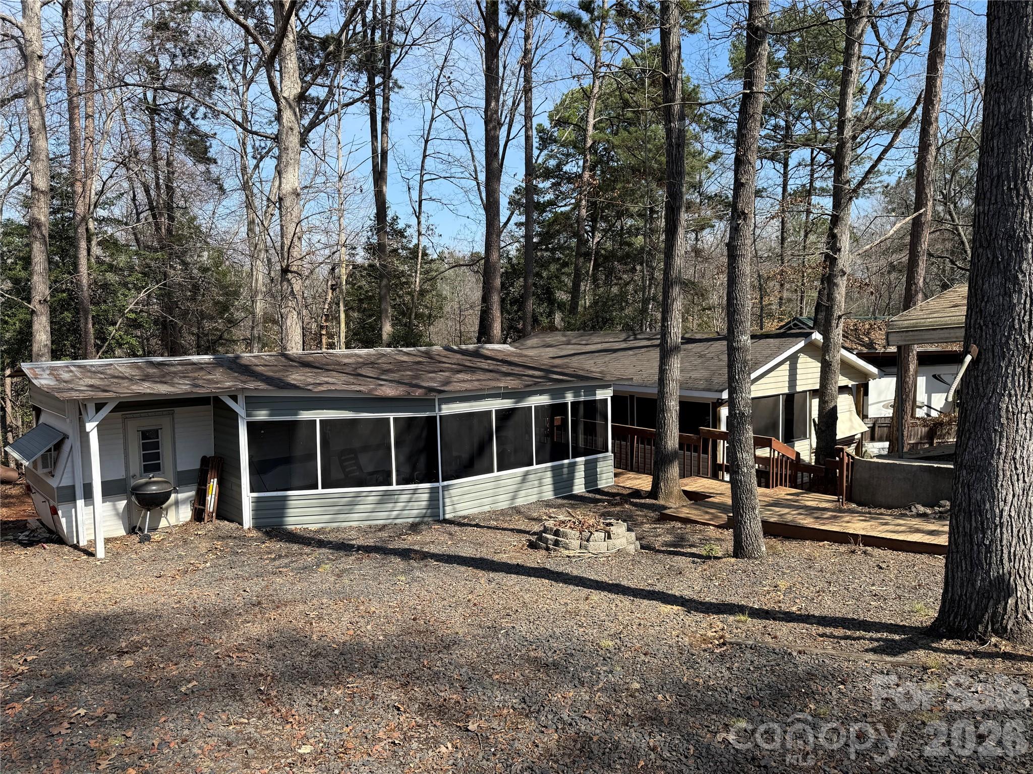 339/341 Lake Tillery Trail E223/224 — photo