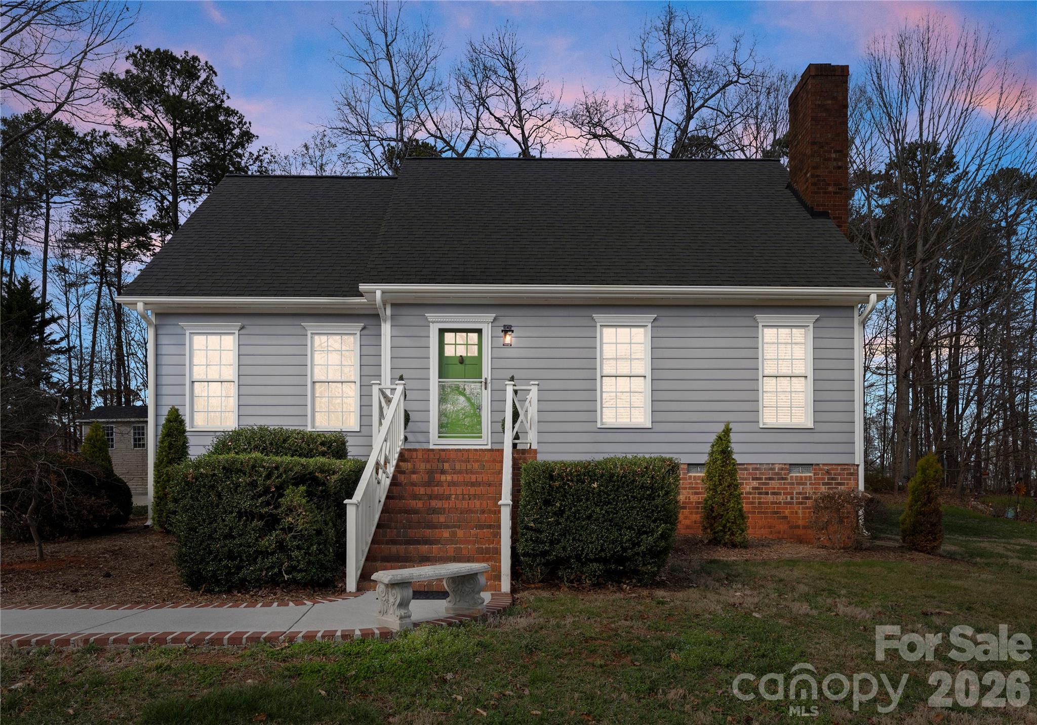 39 Bowen Drive — photo
