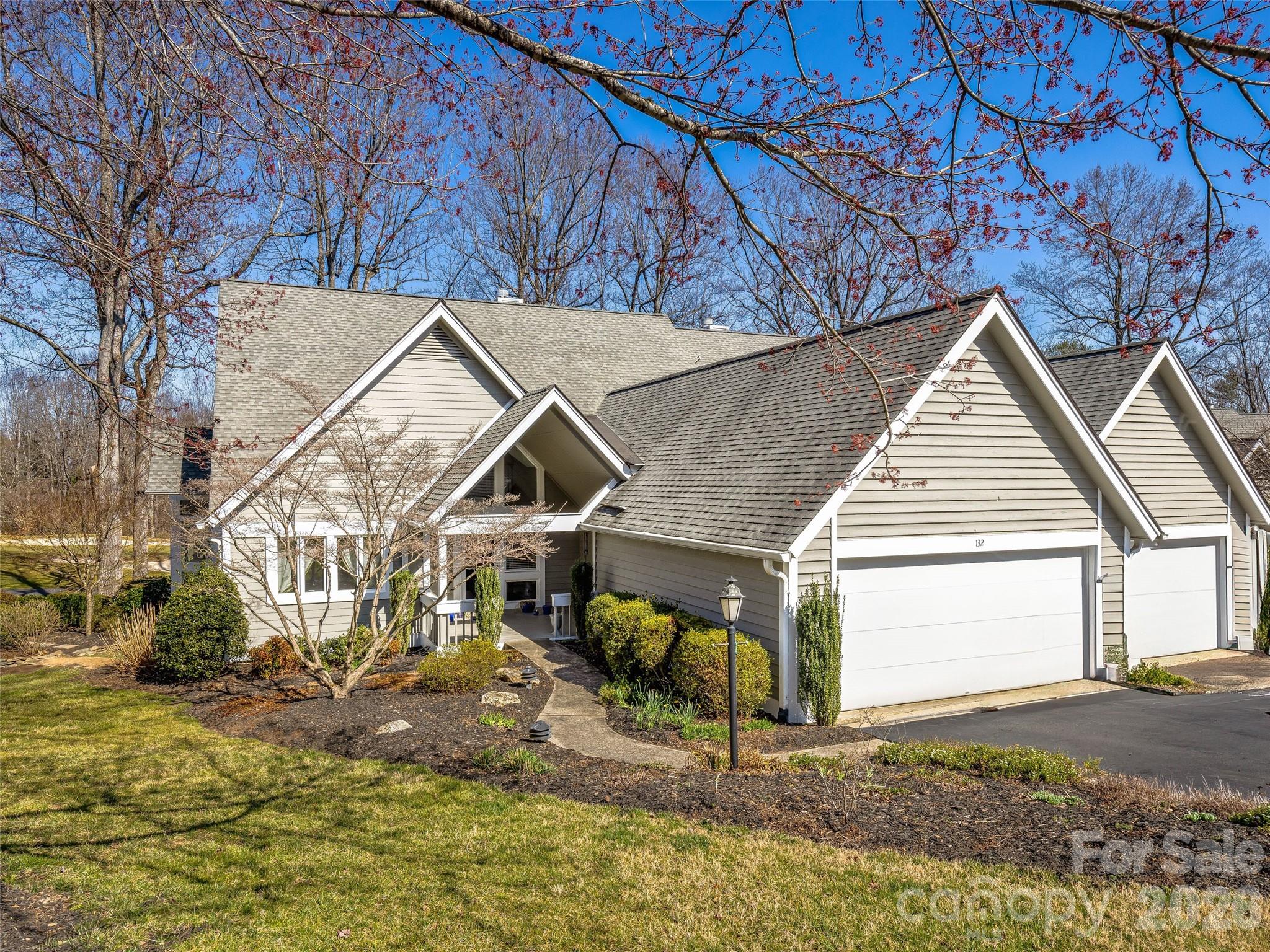 132 Overlook Drive — photo