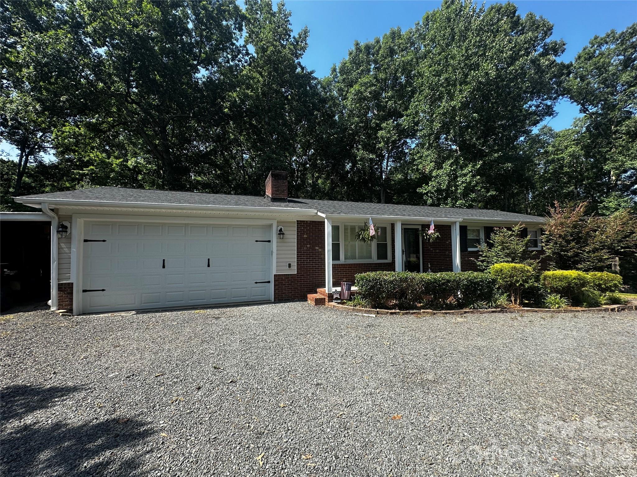 127 Possum Road — photo