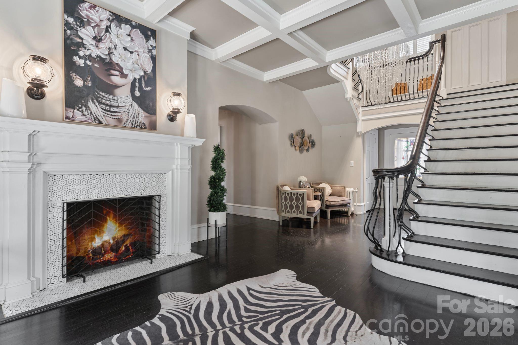 1503 Elm Street — photo
